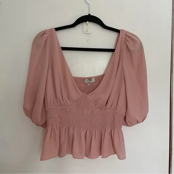 WAYF Blush Pink Puff Sleeve Smocked Peplum Cropped Blouse - Picture 2 of 7